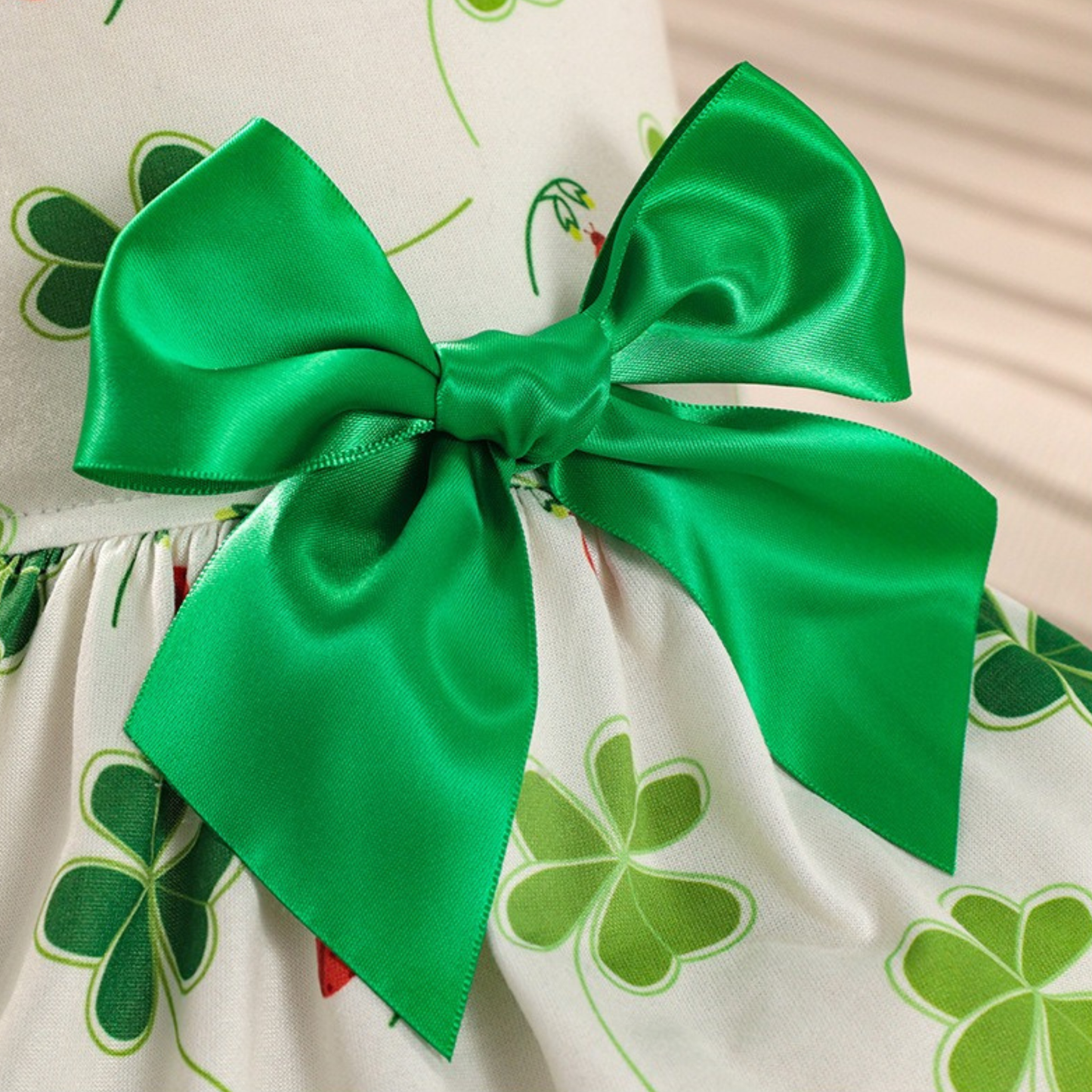Personalisiertes Haustier St. Patrick's Day Glückskleid | inCloth01