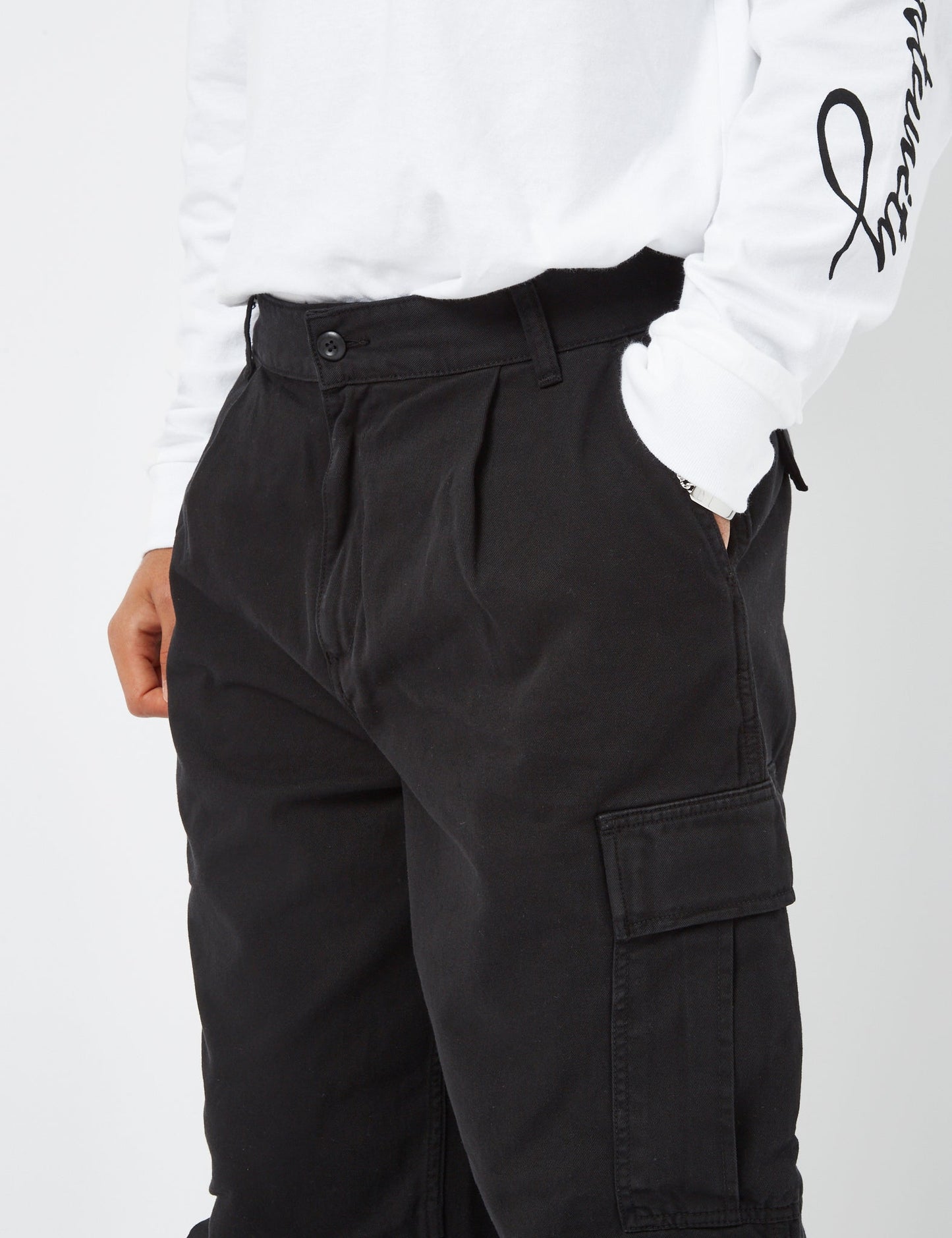 Cole Cargo Hose (Relaxed) – Schwarz