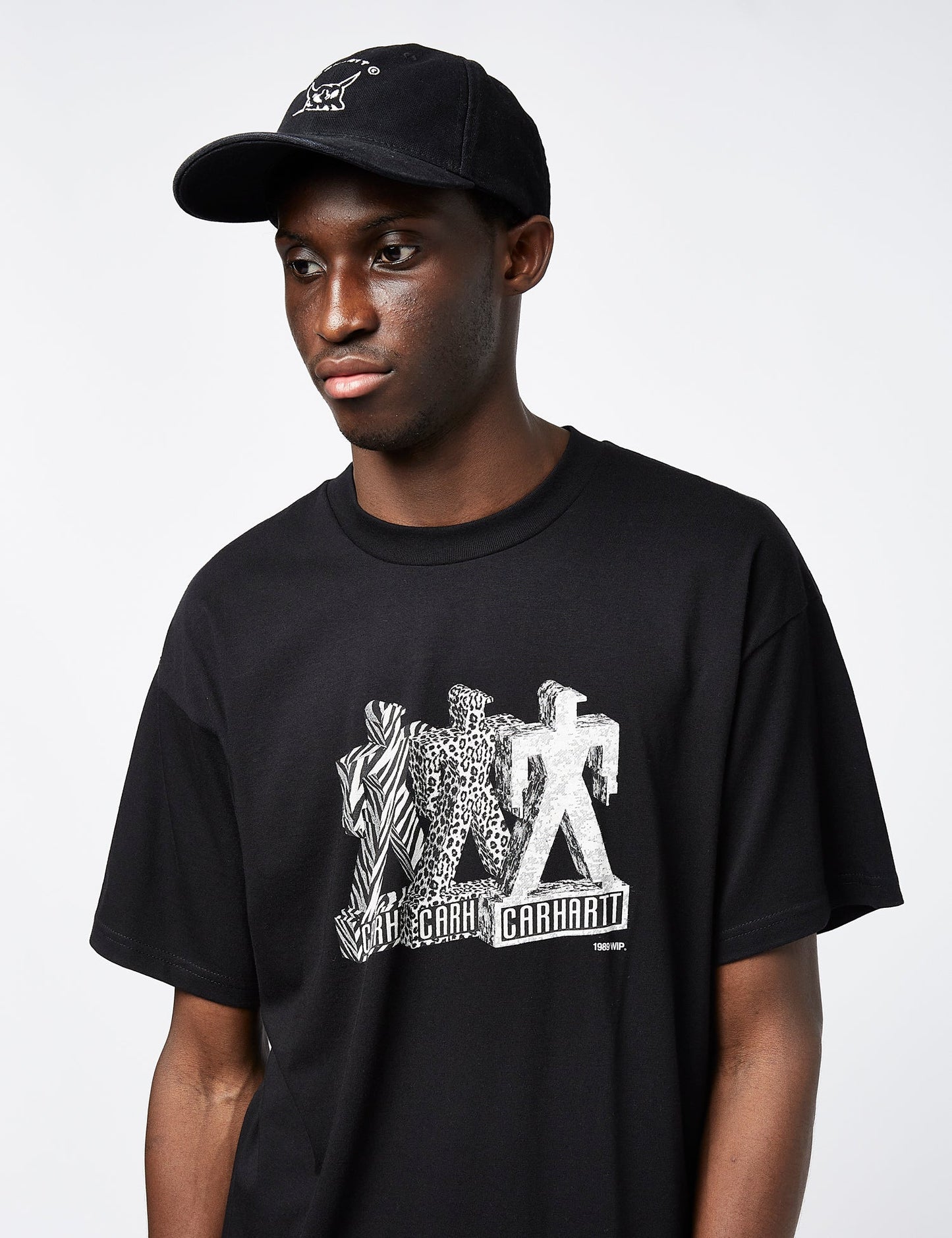 Built T-Shirt (locker geschnitten) – Schwarz